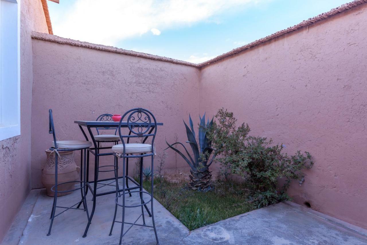 Kasbah Tizzarouine Bed & Breakfast Boumalne Dades ภายนอก รูปภาพ