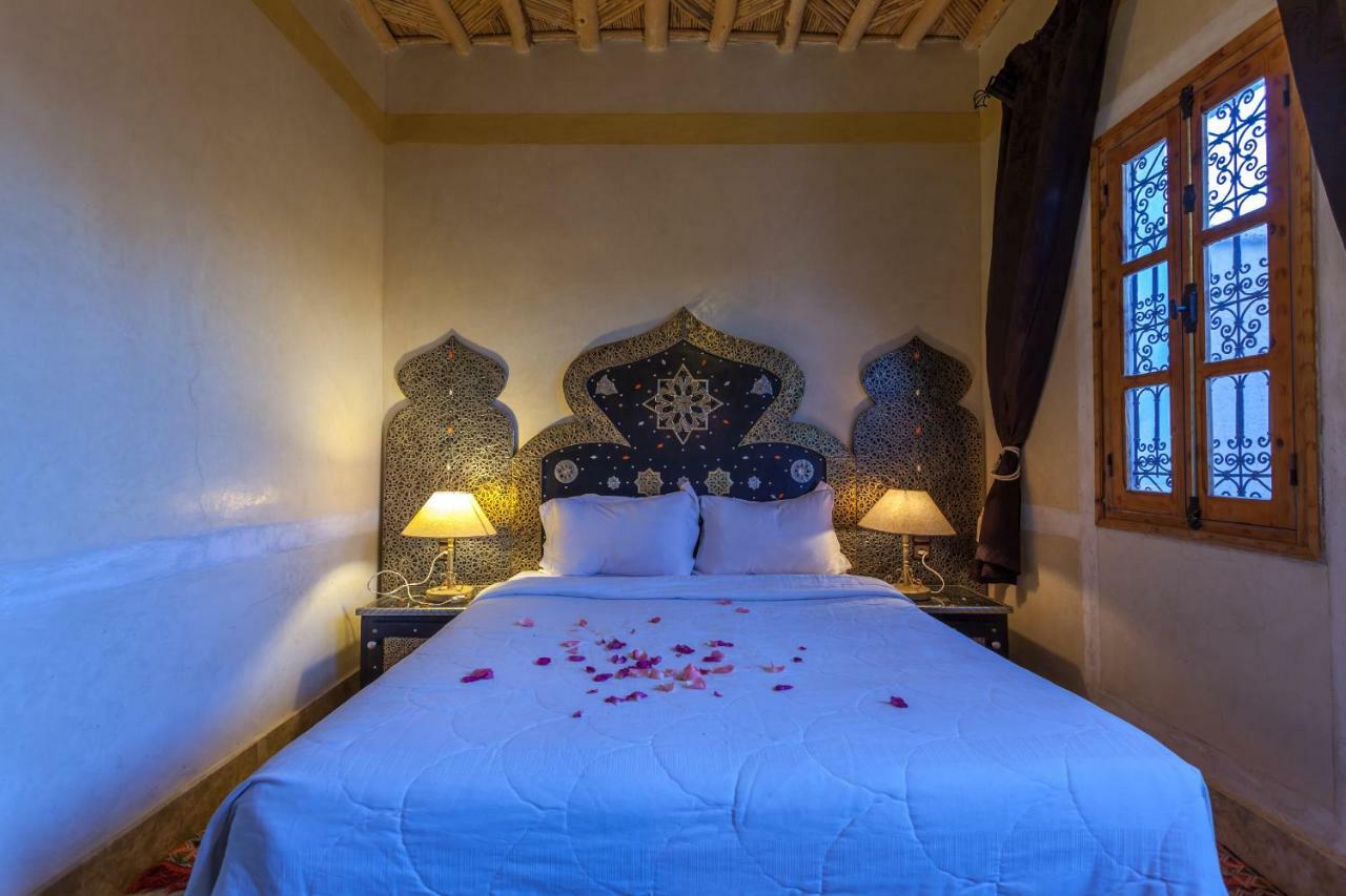 Kasbah Tizzarouine Bed & Breakfast Boumalne Dades ภายนอก รูปภาพ
