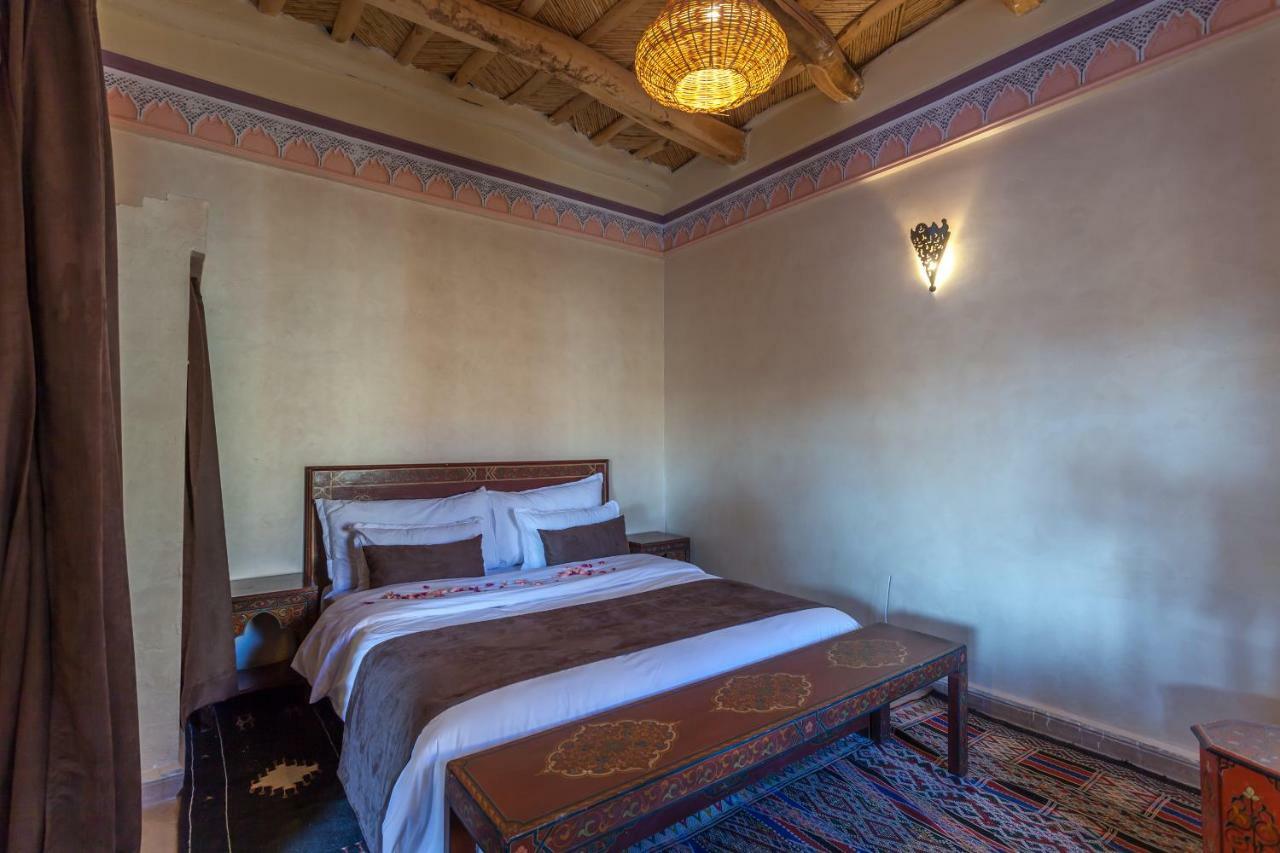 Kasbah Tizzarouine Bed & Breakfast Boumalne Dades ภายนอก รูปภาพ